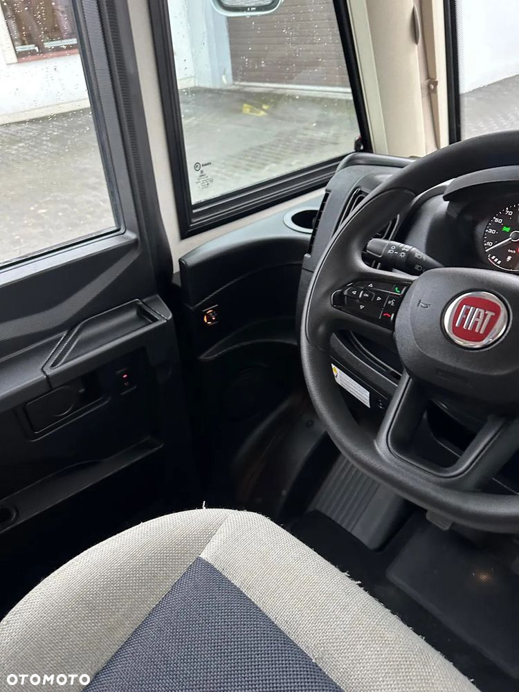 KNAUS R 12 - 24
