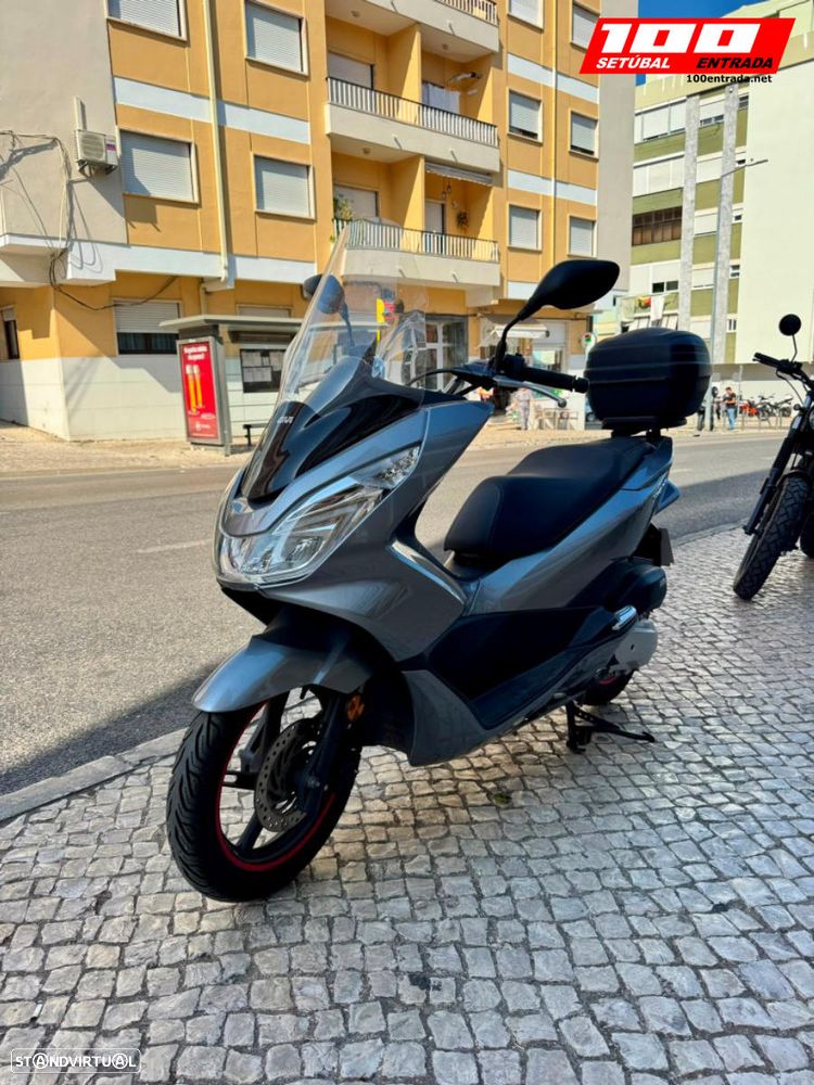 Honda PCX125 - 1