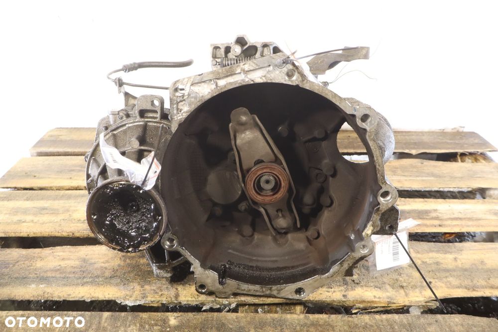 SKRZYNIA BIEGÓW 5 BIEGOWA VOLKSWAGEN GOLF PLUS I HNV - 1