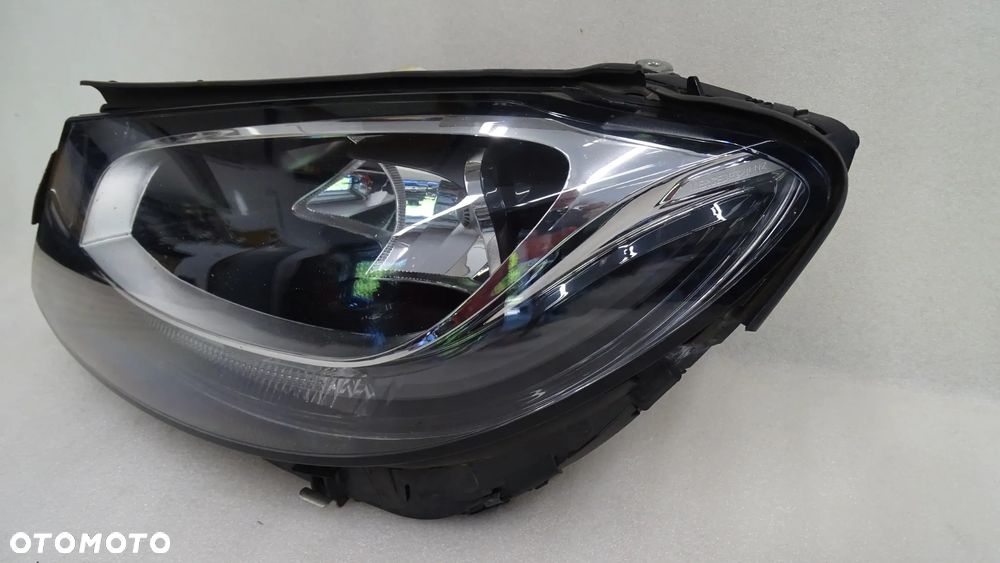 MERCEDES C-KLASA W205 - lampa przednia lewa - 3