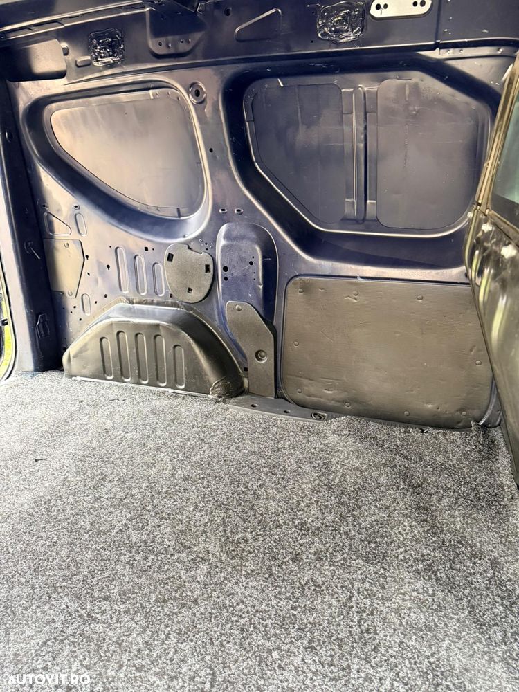 Dacia Dokker 1.6 102 CP Ambiance - 31