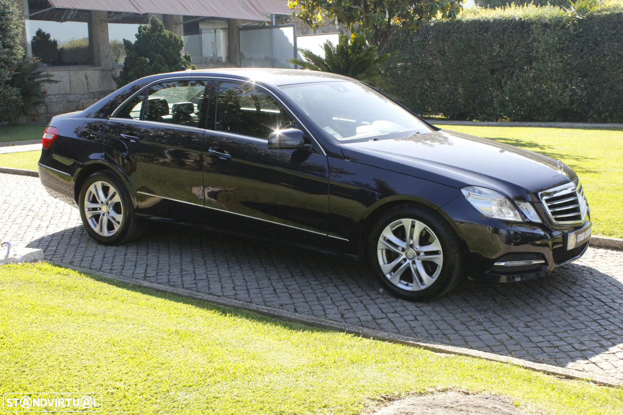 Mercedes-Benz E 250 BlueTEC Avantgarde - 4