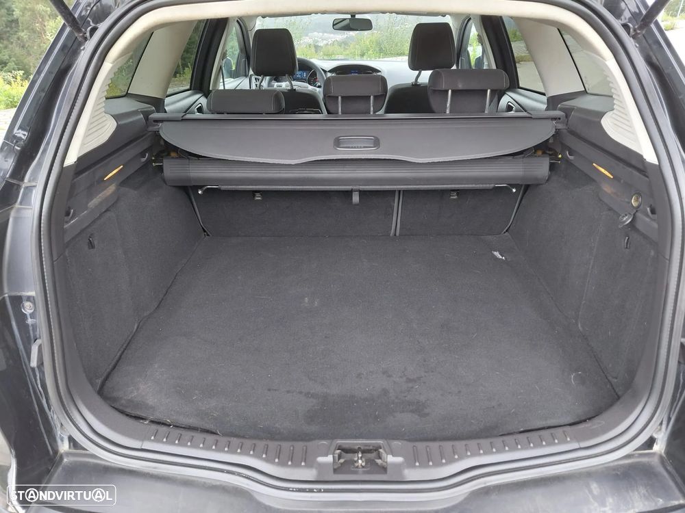 Ford Focus SW 1.6 TDCi DPF Titanium - 6