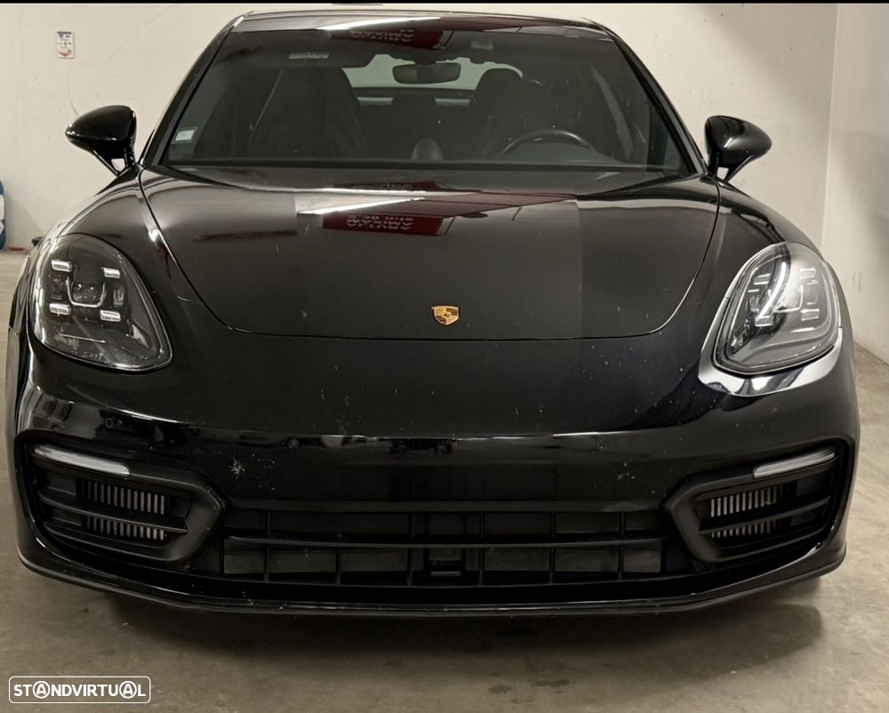 Porsche Panamera 4 E-Hybrid - 1