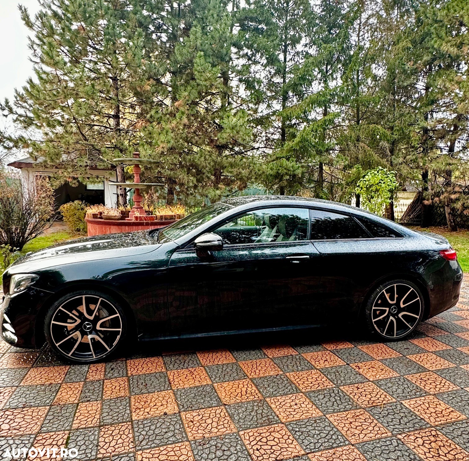 Mercedes-Benz E 300 d Cabrio - 14
