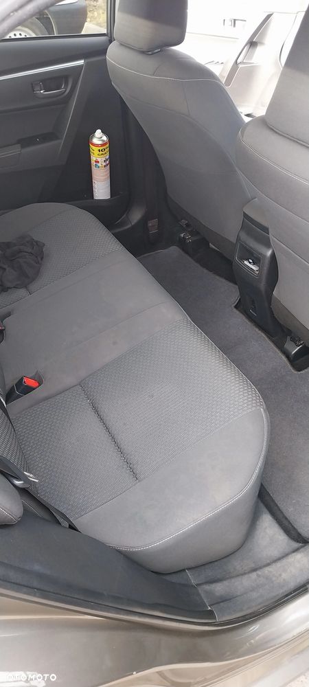 Toyota Corolla 1.6 Comfort - 5