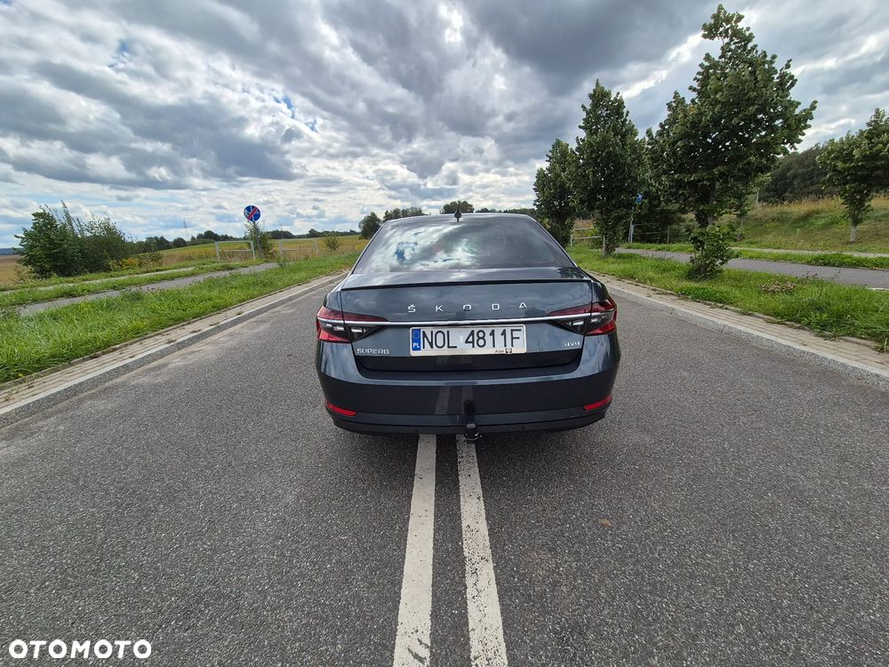 Skoda Superb 2.0 TDI SCR 4x4 Style DSG - 6