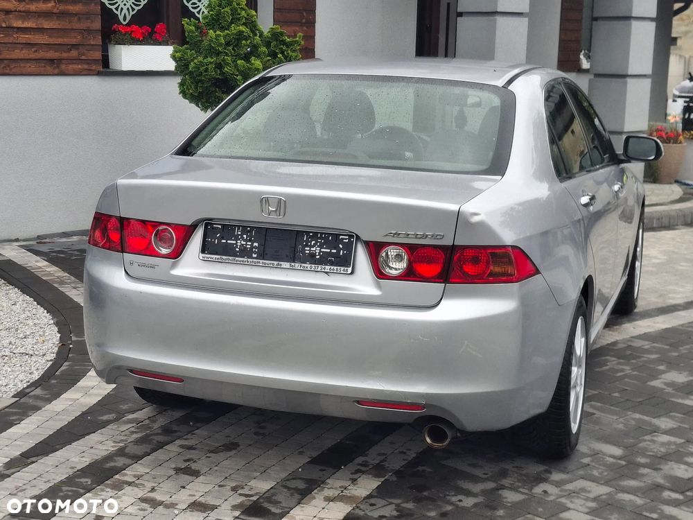Honda Accord Tourer 2.0 i Sport - 12