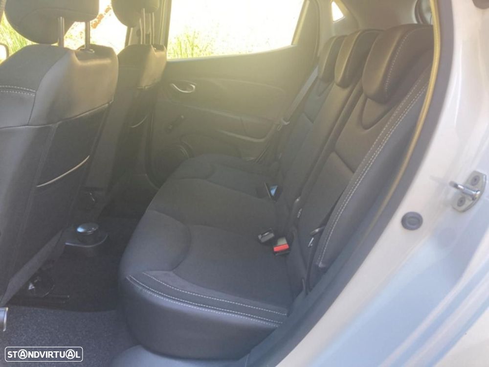 Renault Clio Energy dCi 90 Start & Stop LIMITED 2018 - 26