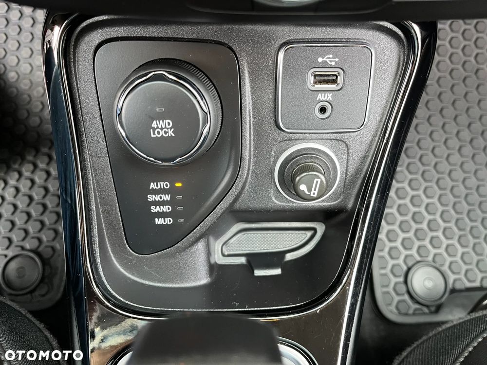Jeep Compass - 27