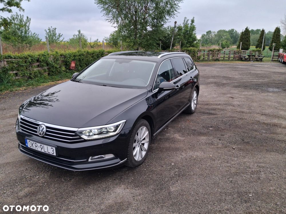 Volkswagen Passat 1.6 TDI SCR DSG Business - 1