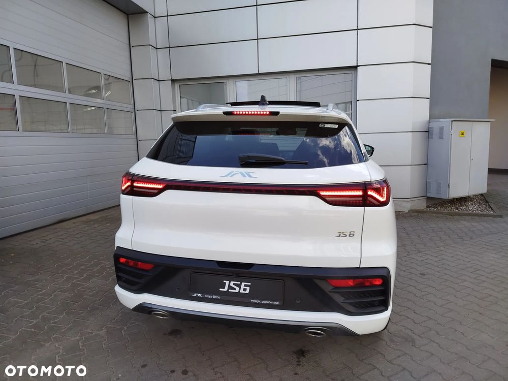 JAC JS6 - 8