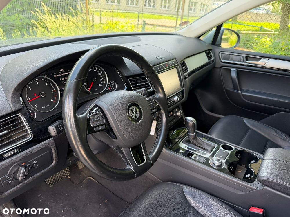Volkswagen Touareg - 9