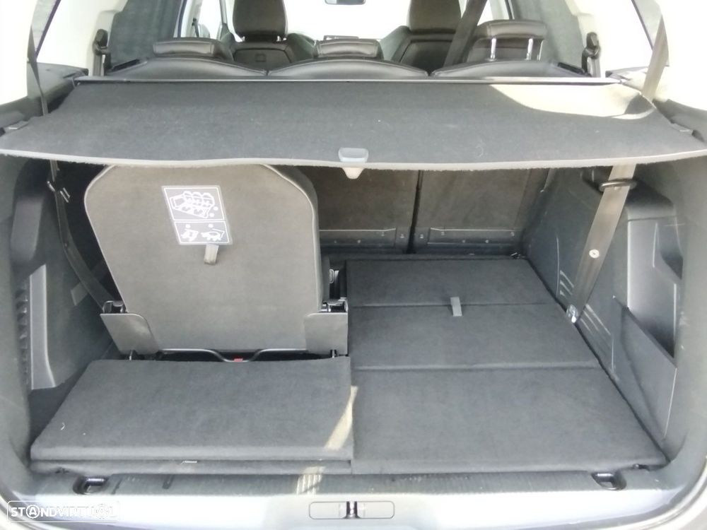 Peugeot 5008 1.2 PureTech Allure J18 - 33