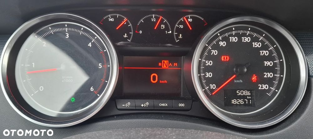 Peugeot 508 e-HDi FAP 115 EGS6 Access - 7