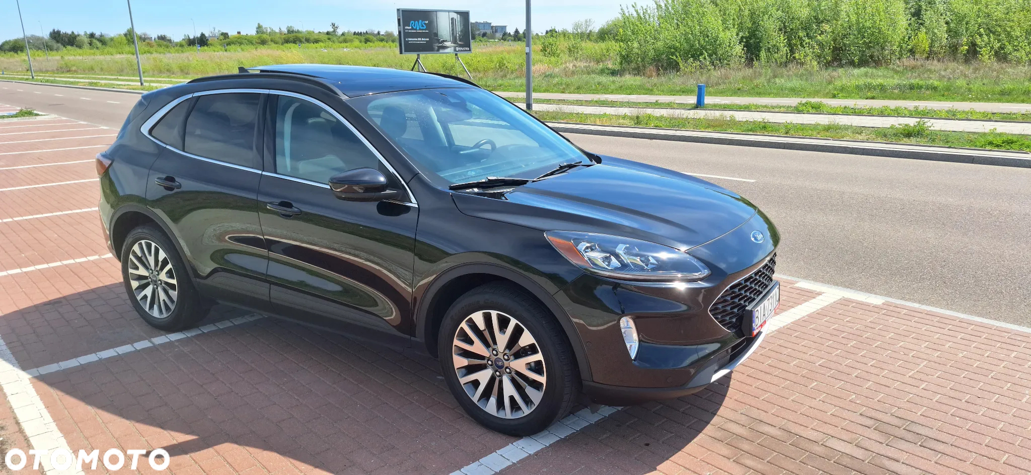 Ford Escape 2.0 EcoBoost AWD Titanium - 25