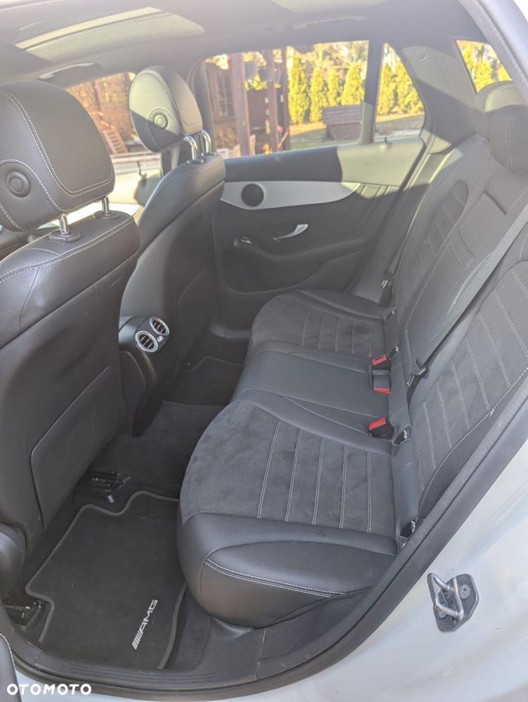 Mercedes-Benz GLC 200 d 4Matic 9G-TRONIC AMG Line Plus - 19