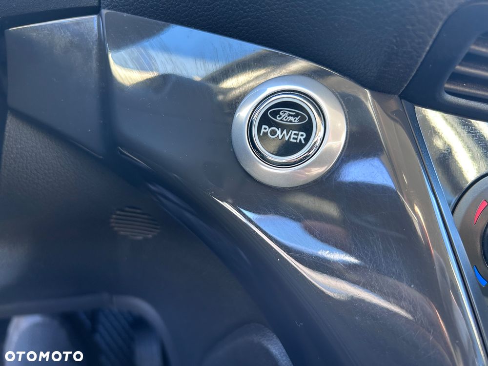 Ford Kuga 2.0 TDCi 4x4 Titanium - 15