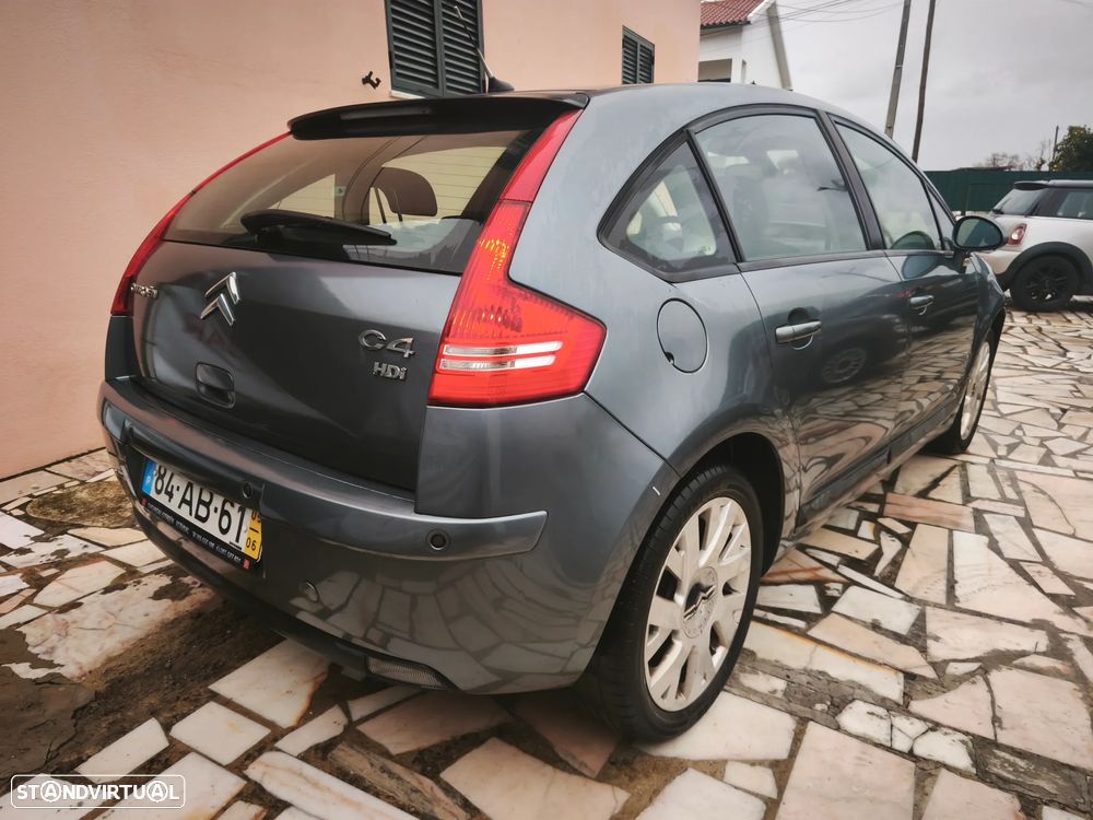 Citroën C4 1.6 HDi 110 VTR Pack - 36