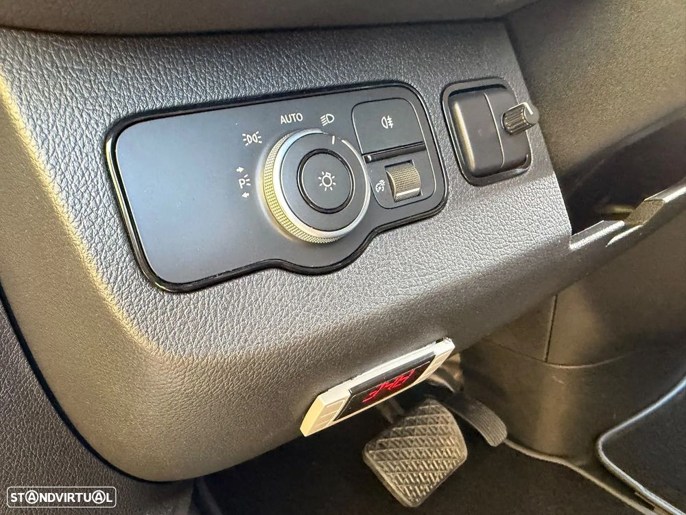 Mercedes-Benz Sprinter - 14