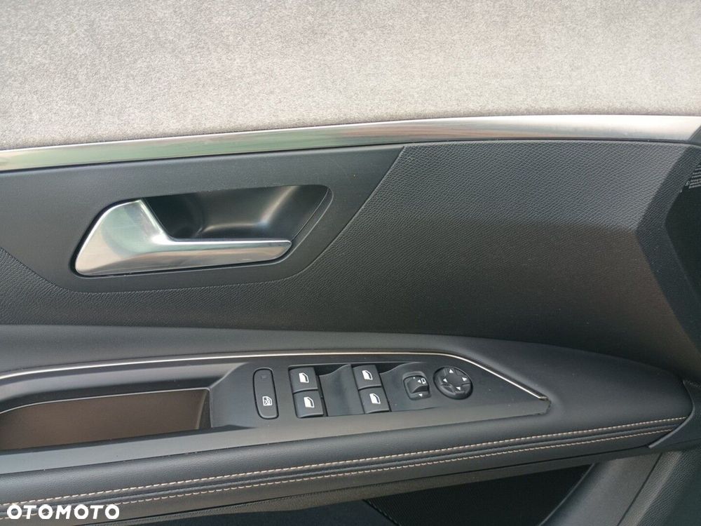 Peugeot 5008 1.5 BlueHDi GT S&S EAT8 - 18