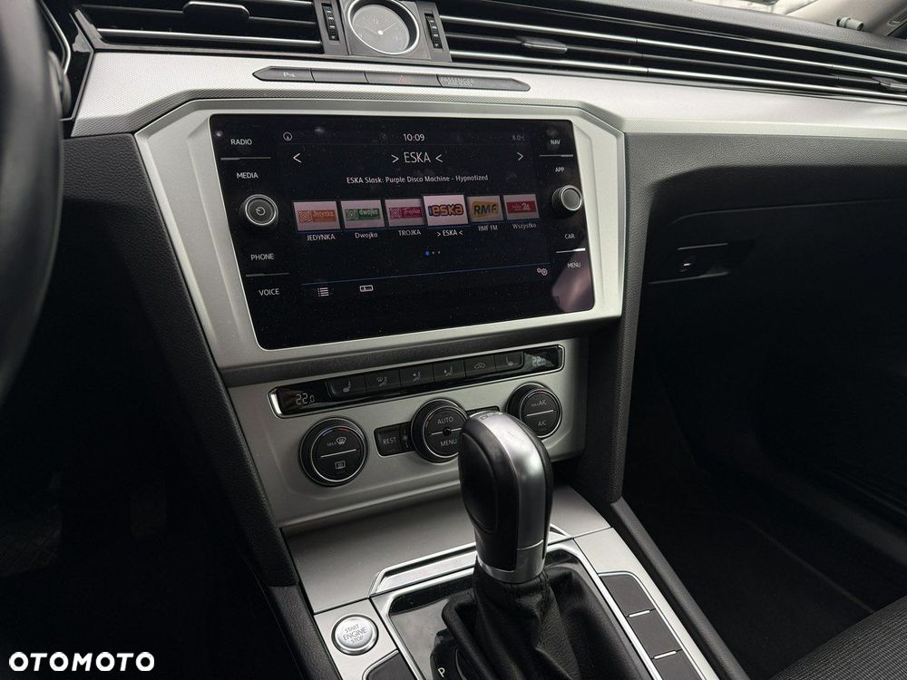 Volkswagen Passat 2.0 TDI SCR Highline DSG - 17