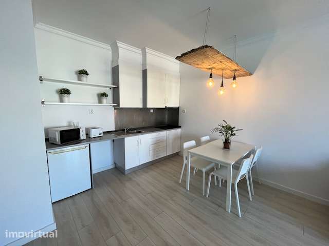 Apartamento T1 com vista mar e piscina na Ericeira - Grande imagem: 3/23