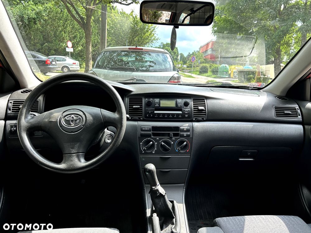 Toyota Corolla - 6