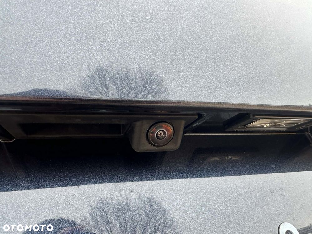 Volkswagen Multivan 2.0 TSI L2 Life DSG - 7