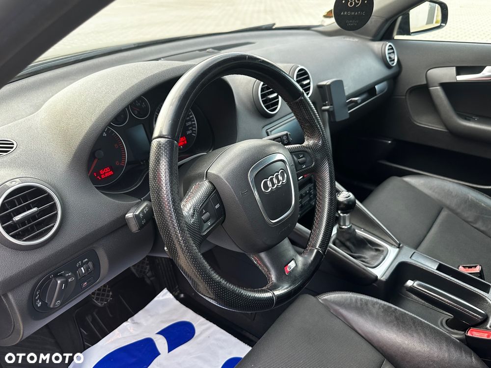 Audi A3 Sportback - 18