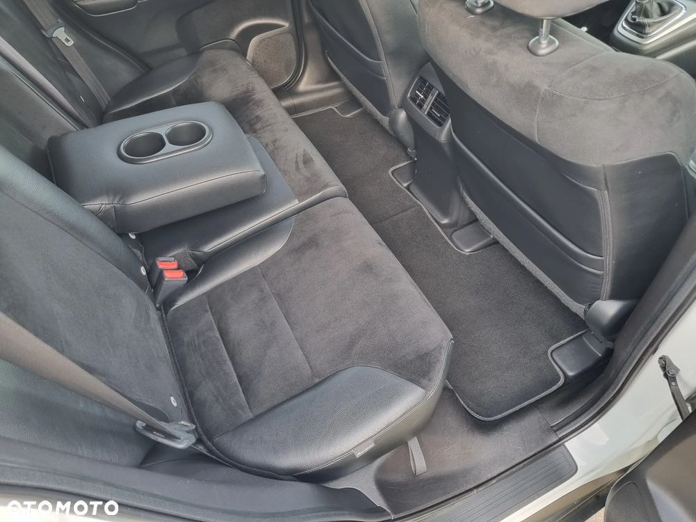 Honda CR-V 1.6i DTEC 2WD Lifestyle - 23