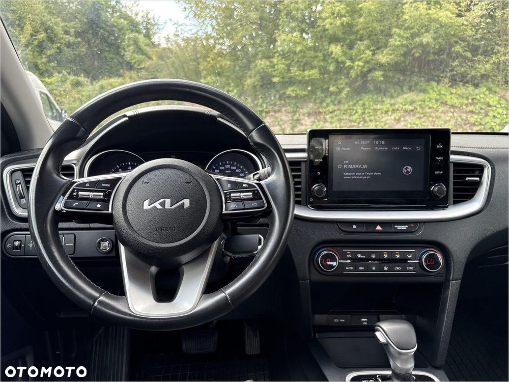 Kia Ceed 1.5 T-GDI M DCT - 12
