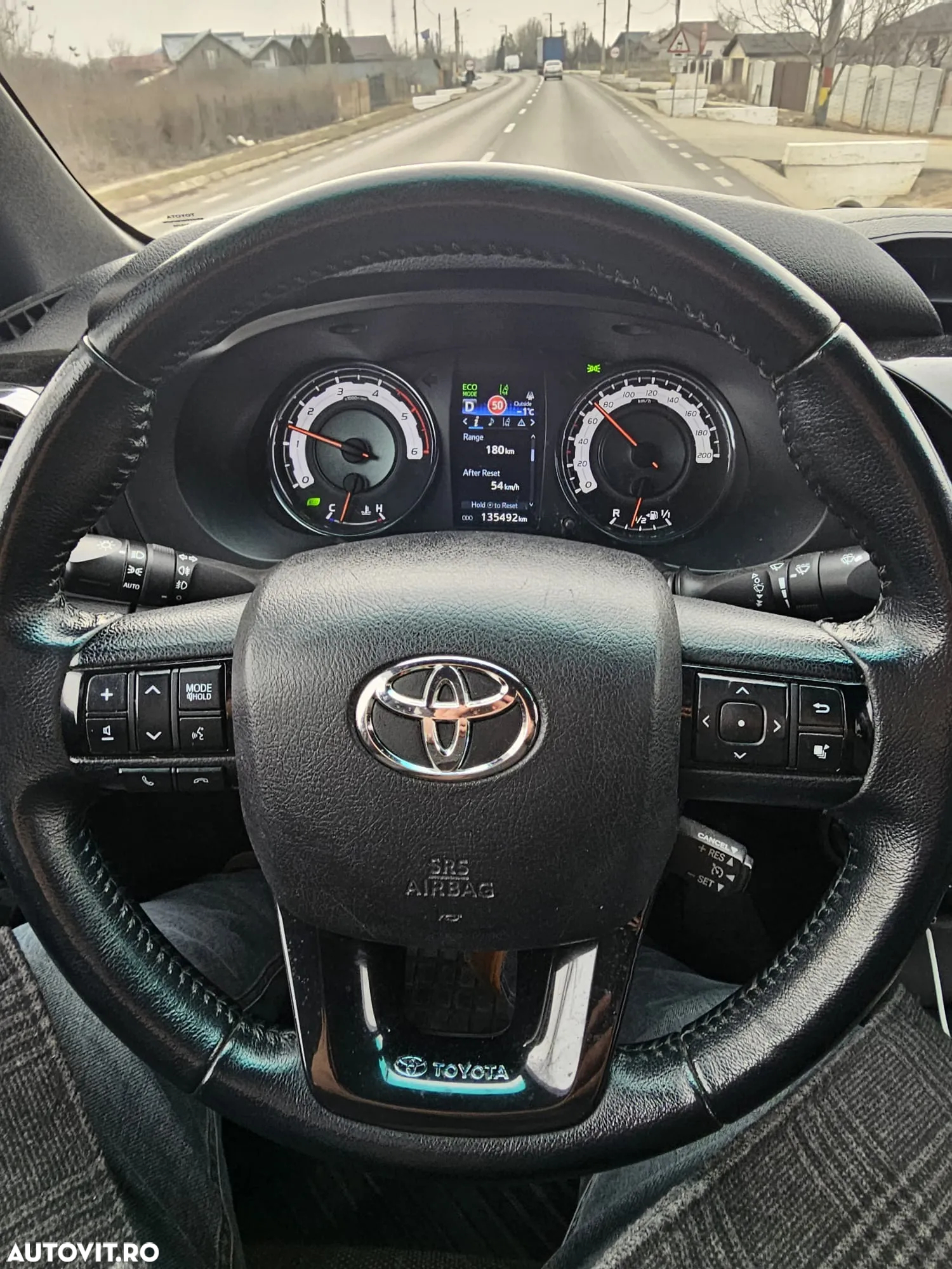 Toyota Hilux 2.4D 150CP 4x4 Double Cab AT Style - 8
