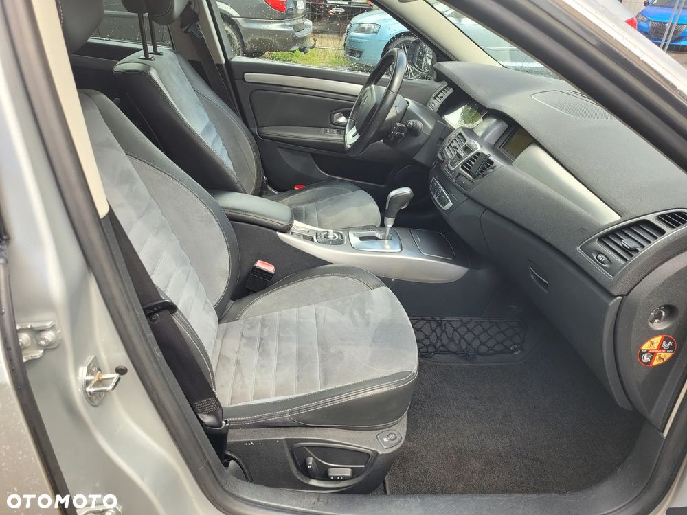 Renault Laguna dCi 175 FAP GT - 8