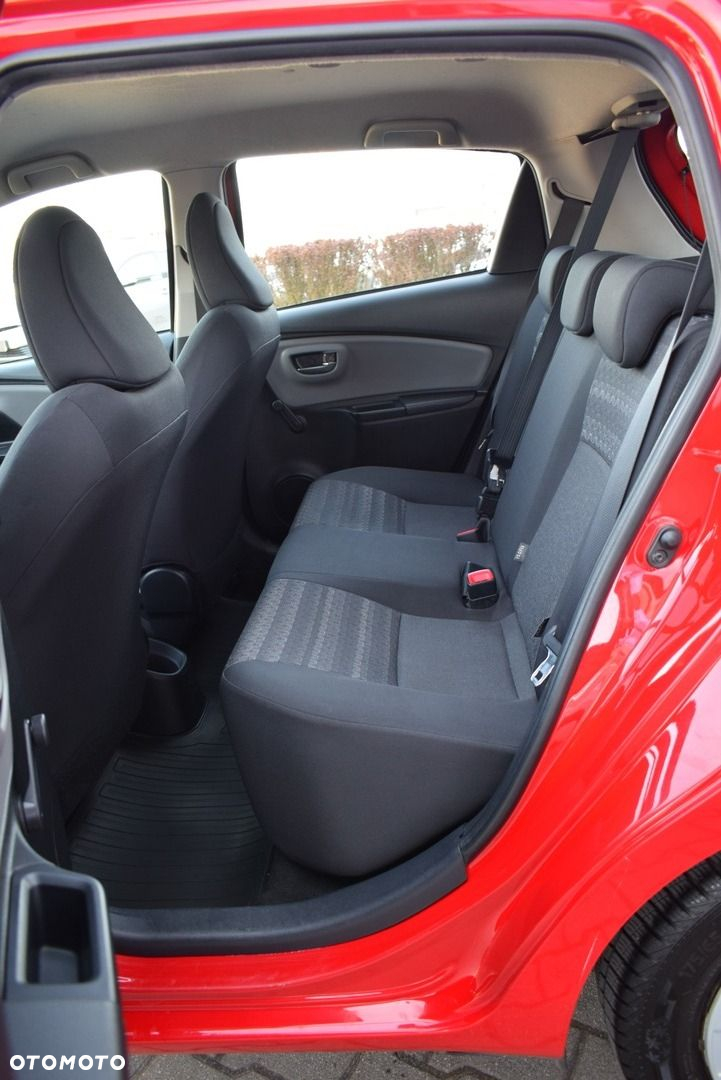 Toyota Yaris 1.0 Active EU6 - 14