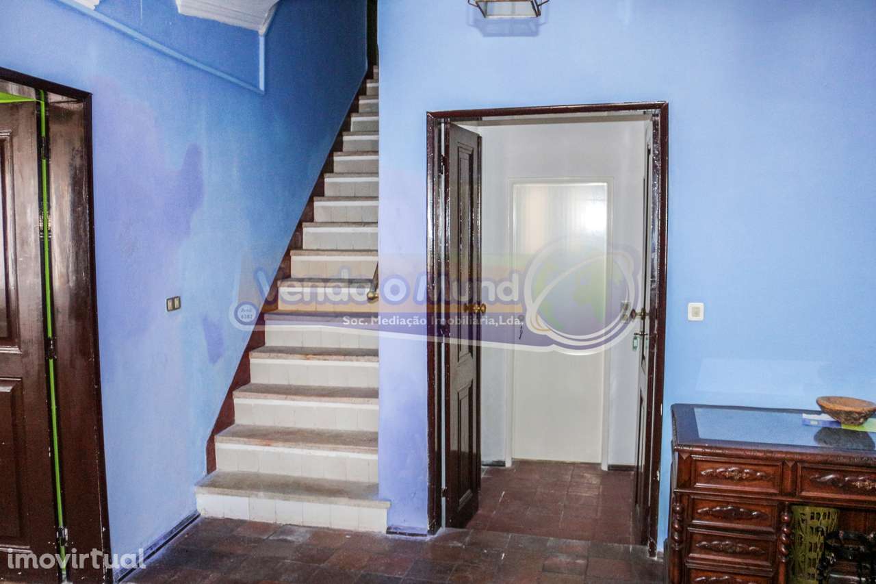 Casa senhorial no centro de Mora (MOR011) - Grande imagem: 2/39