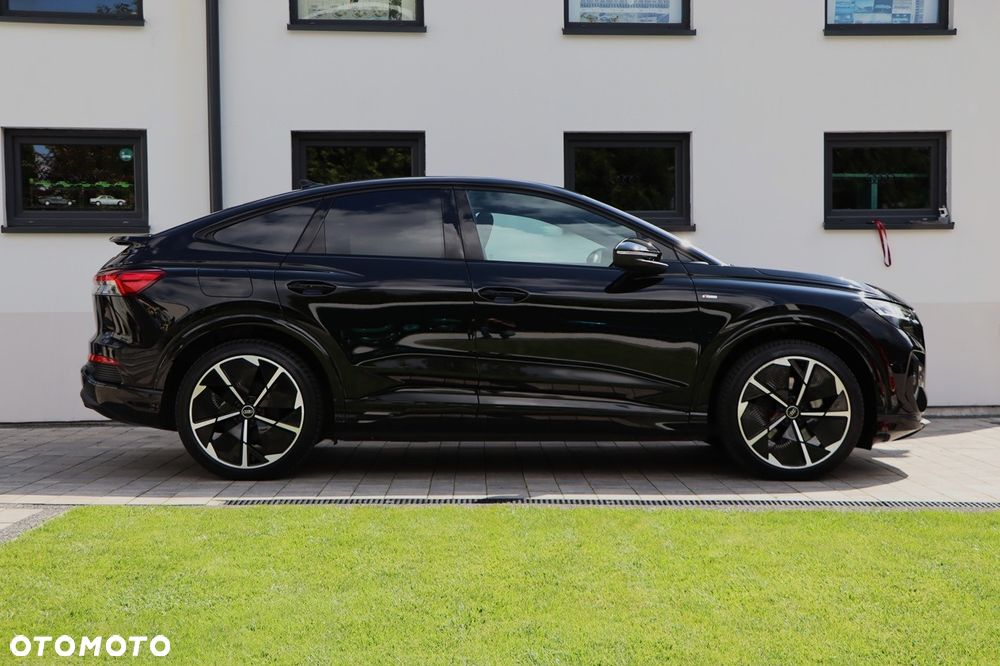 Audi Q4 Sportback e-tron - 11
