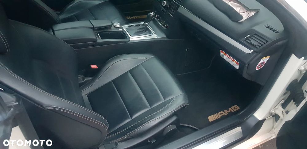 Mercedes-Benz Klasa E 220 CDI DPF BlueEFFICIENCY Automatik Avantgarde - 34