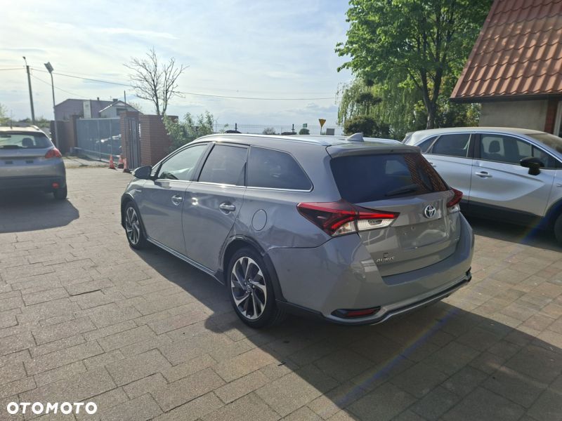Toyota Auris 1.8 VVT-i Automatik Design Edition - 10