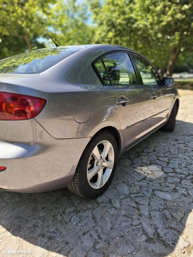 Mazda 3 Sedan MZR 1.6 CD Exclusive - 4