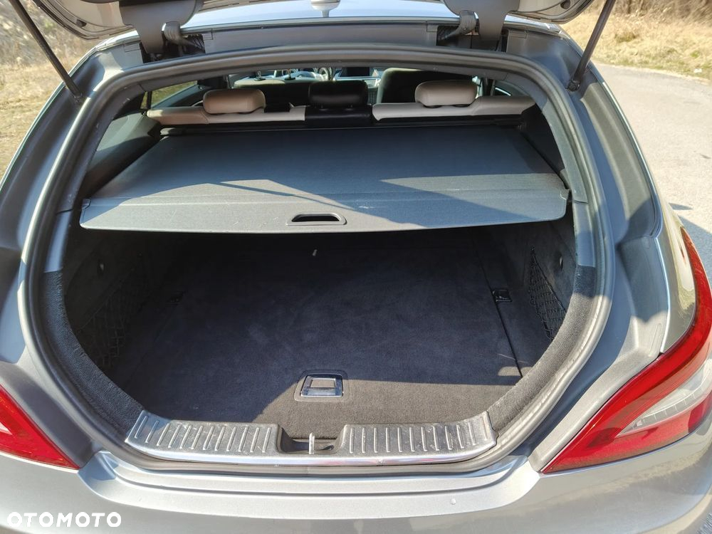 Mercedes-Benz CLS Shooting Brake 350 CDI 7G-TRONIC - 38