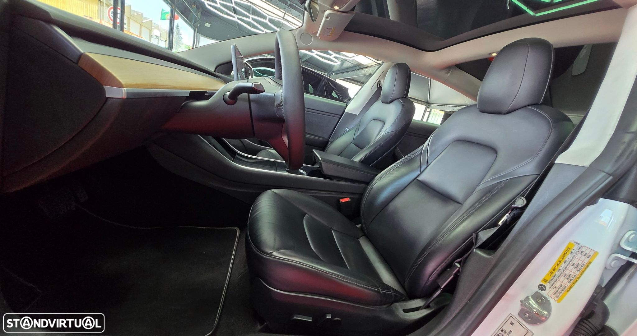 Tesla Model 3 Standard Range Plus RWD - 18