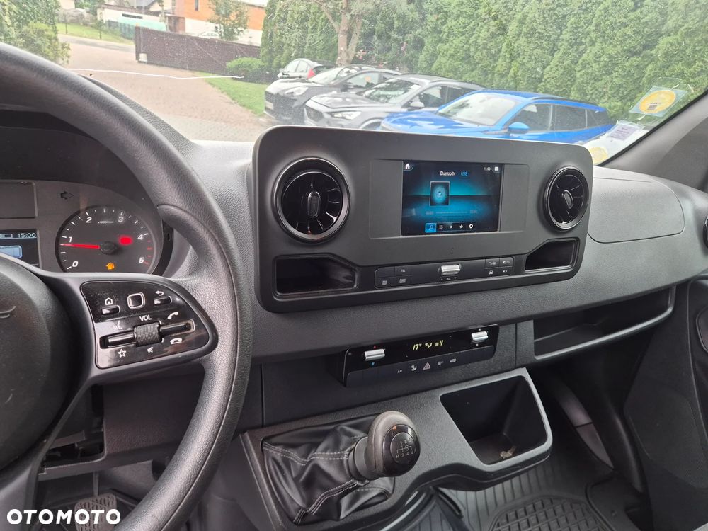 Mercedes-Benz SPRINTER - 9
