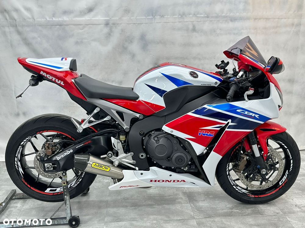 Honda CBR - 7
