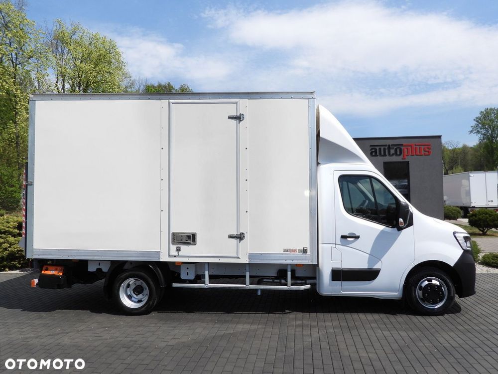 Renault MASTER KONTENER WINDA 8 PALET TEMPOMAT NAWIGACJA LEDY BLIŹNIACZE KOŁA KLIMATYZACJA  145KM - 8