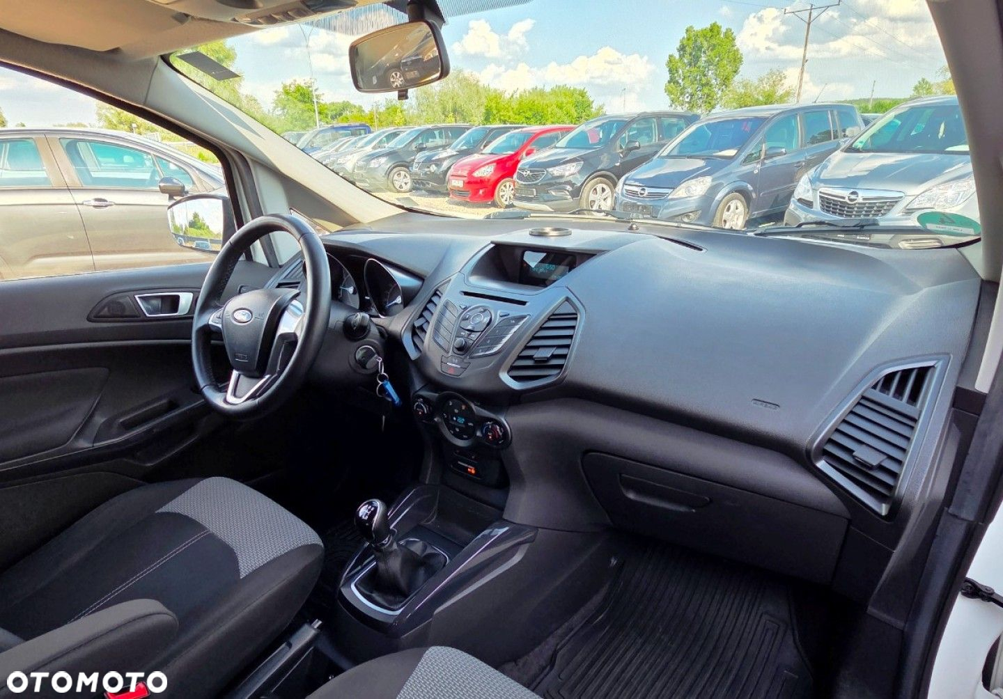 Ford EcoSport - 30