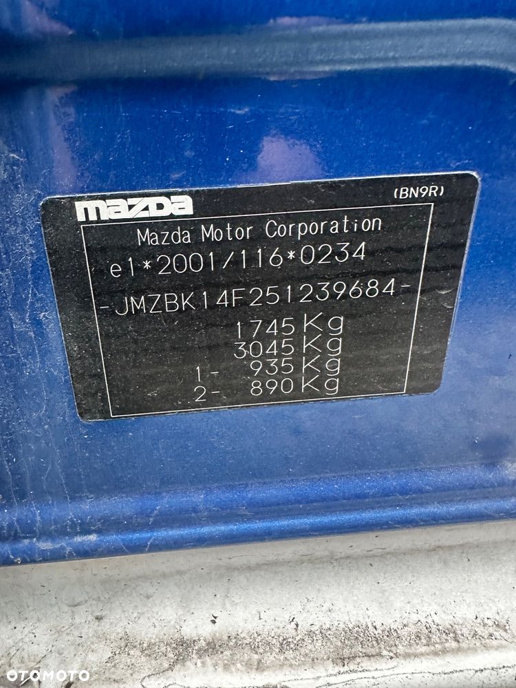 Mazda 3 licznik benzyna - 3