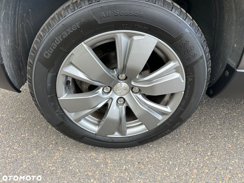 Peugeot 2008 - 33