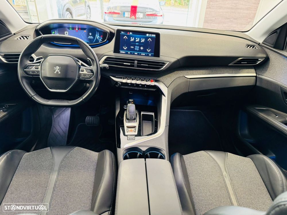 Peugeot 3008 1.2 PureTech Allure Pack EAT8 - 9
