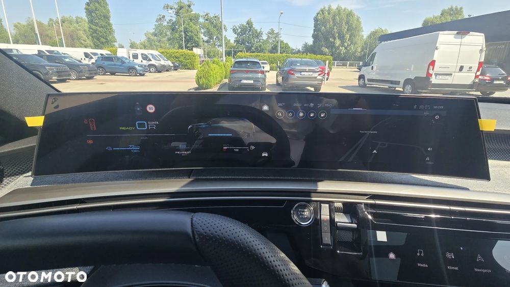 Peugeot 5008 1.6 PHEV 195 GT Exclusive S&S e-DCS7 - 28